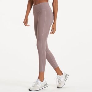 Vuori Stride Legging, Yoga Pants, in Hazel, Dusty Pink, Size Small #VW429